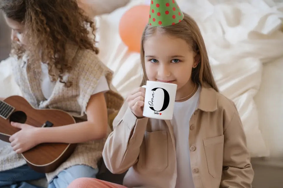 Oma-Tasse mit Namen der Enkelkinder