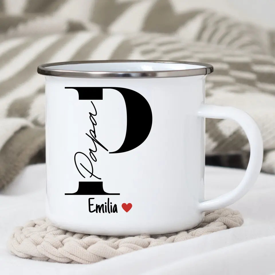 Papa Tasse mit Namen der Kinder