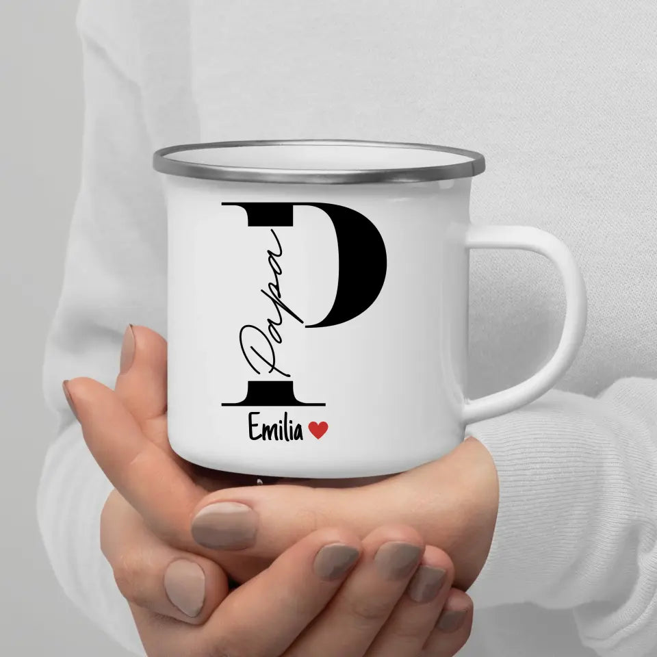 Papa Tasse mit Namen der Kinder