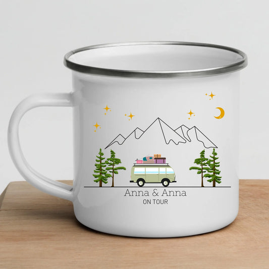 Bunter Reisecamper mit Gepäck