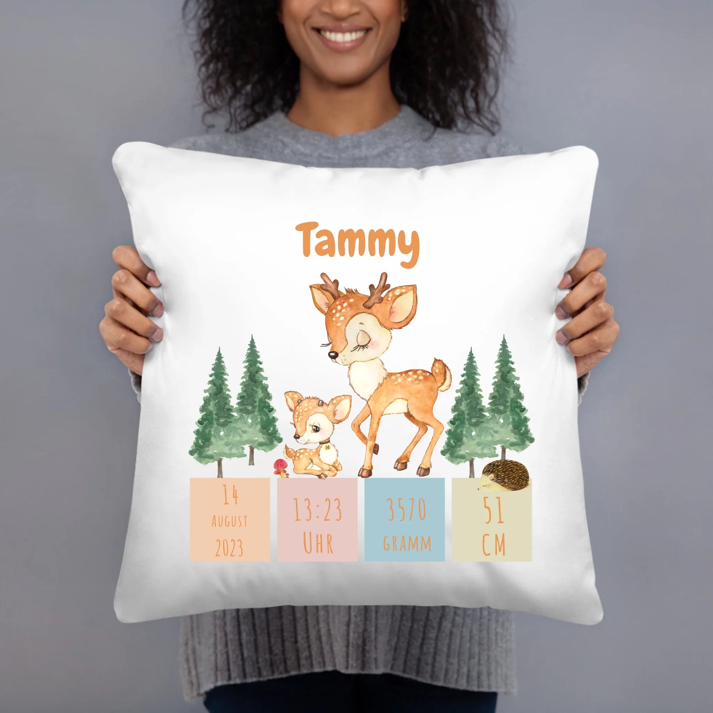 Personalisiertes Geburtskissen: Rehfamilie (40x40cm Baumwolle)
