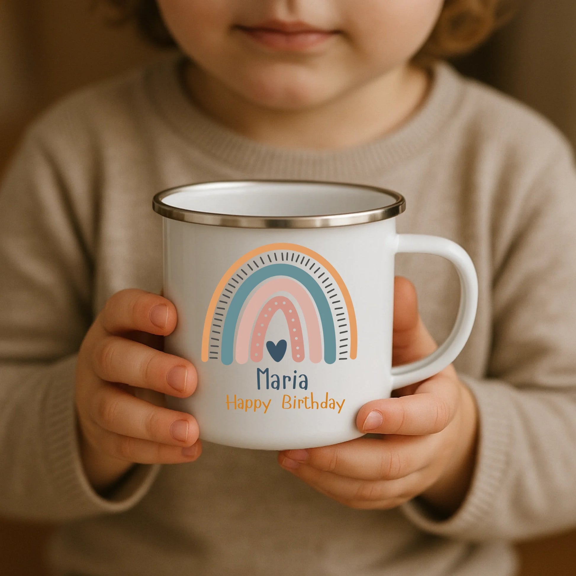 Emaille Kindertasse mit Namen von Little Mathilda – kratzfest, bruchsicher und recyclebar, ideal für den Alltag mit Kindern