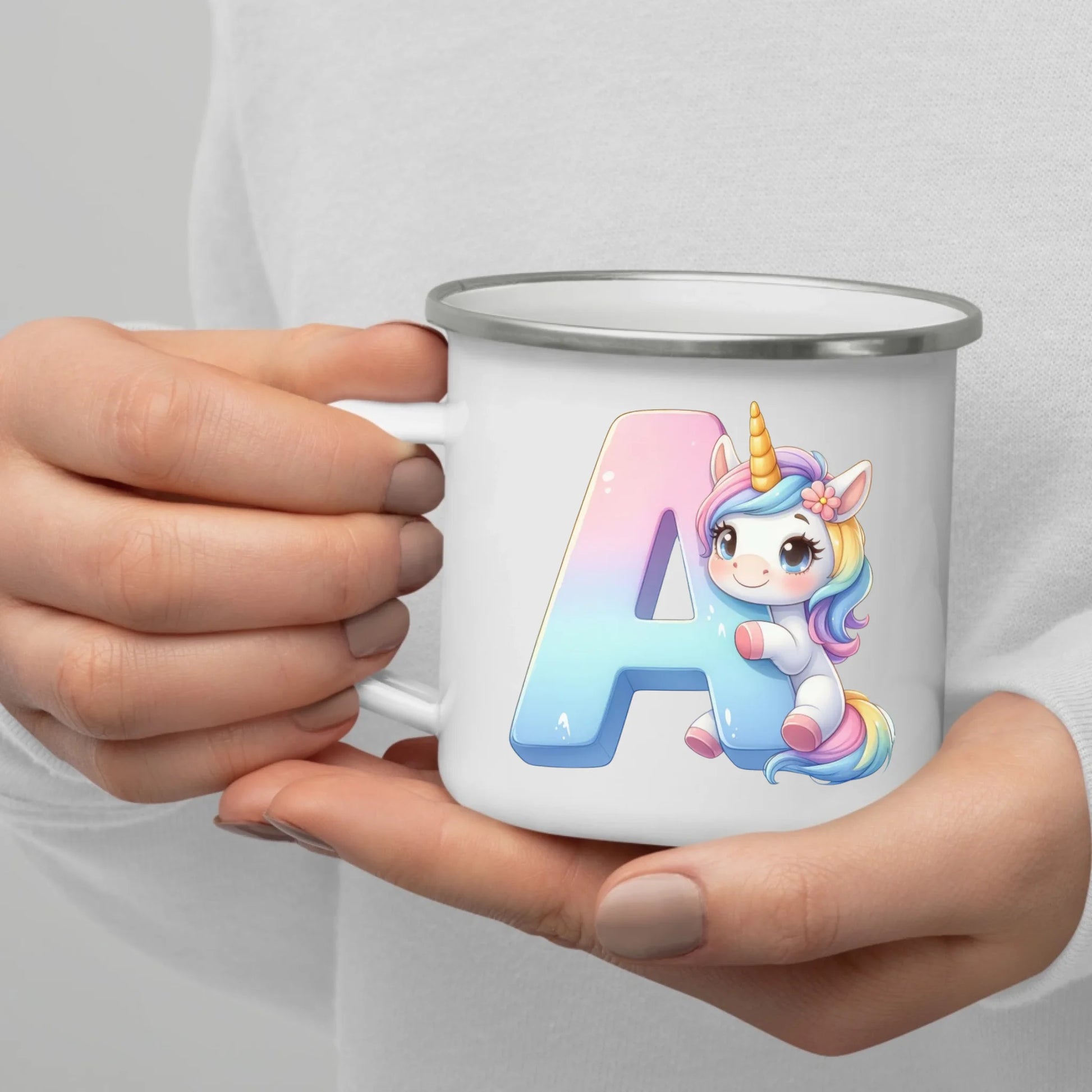 Emaille Kindertasse mit Henkel – bruchsicherer Kinderbecher mit Namen, ideal als Geschenk im Herbst