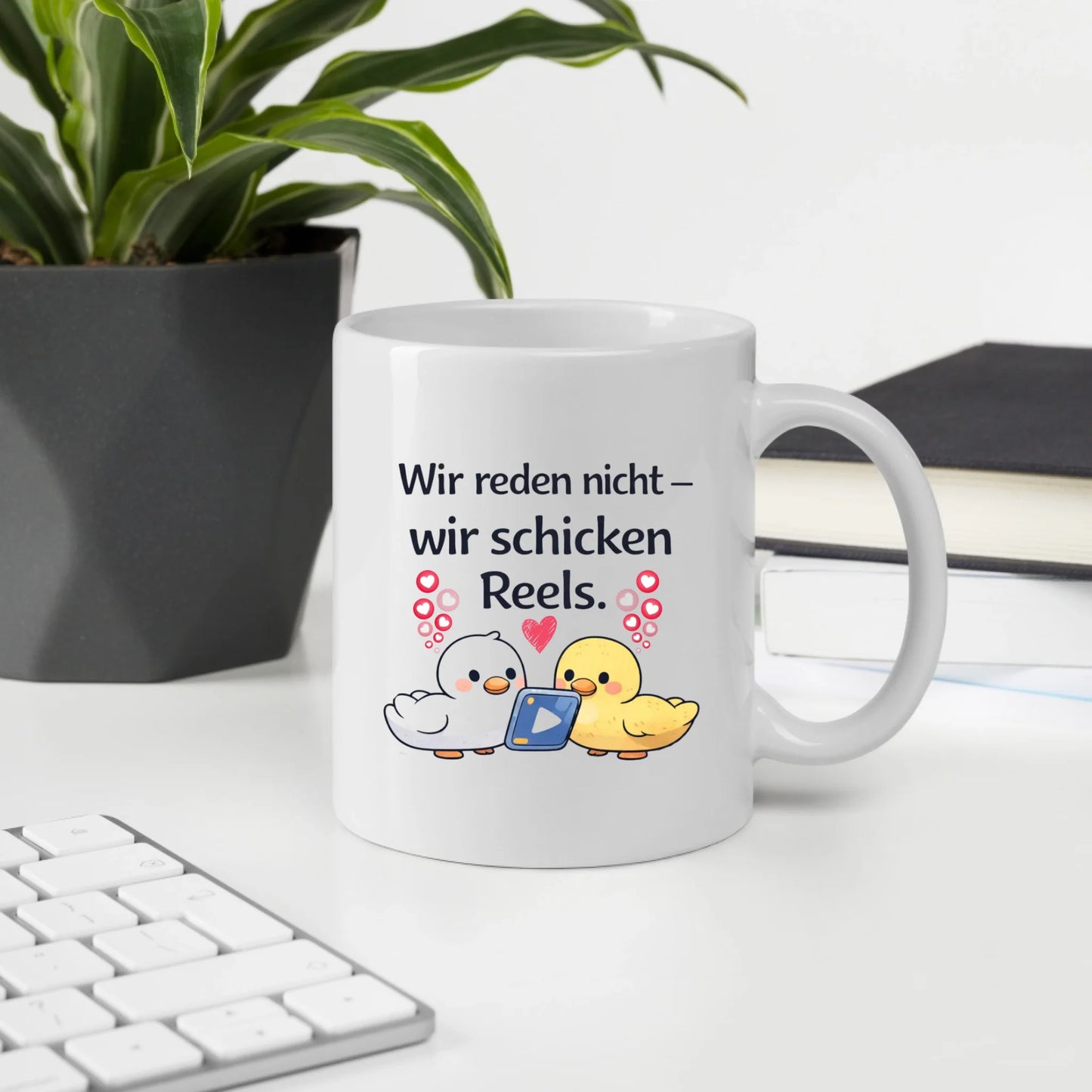 Kaffeetasse Tasse mit Spruch: Wir reden nicht, wir schicken Reels