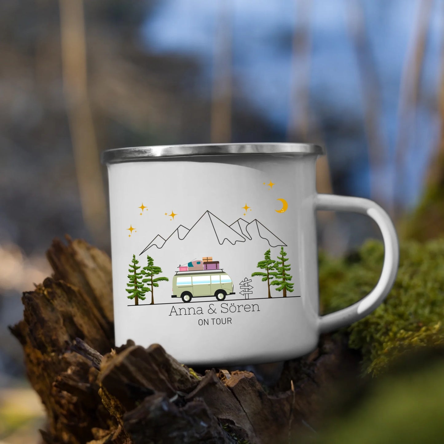 Camping-car de voyage coloré avec bagages