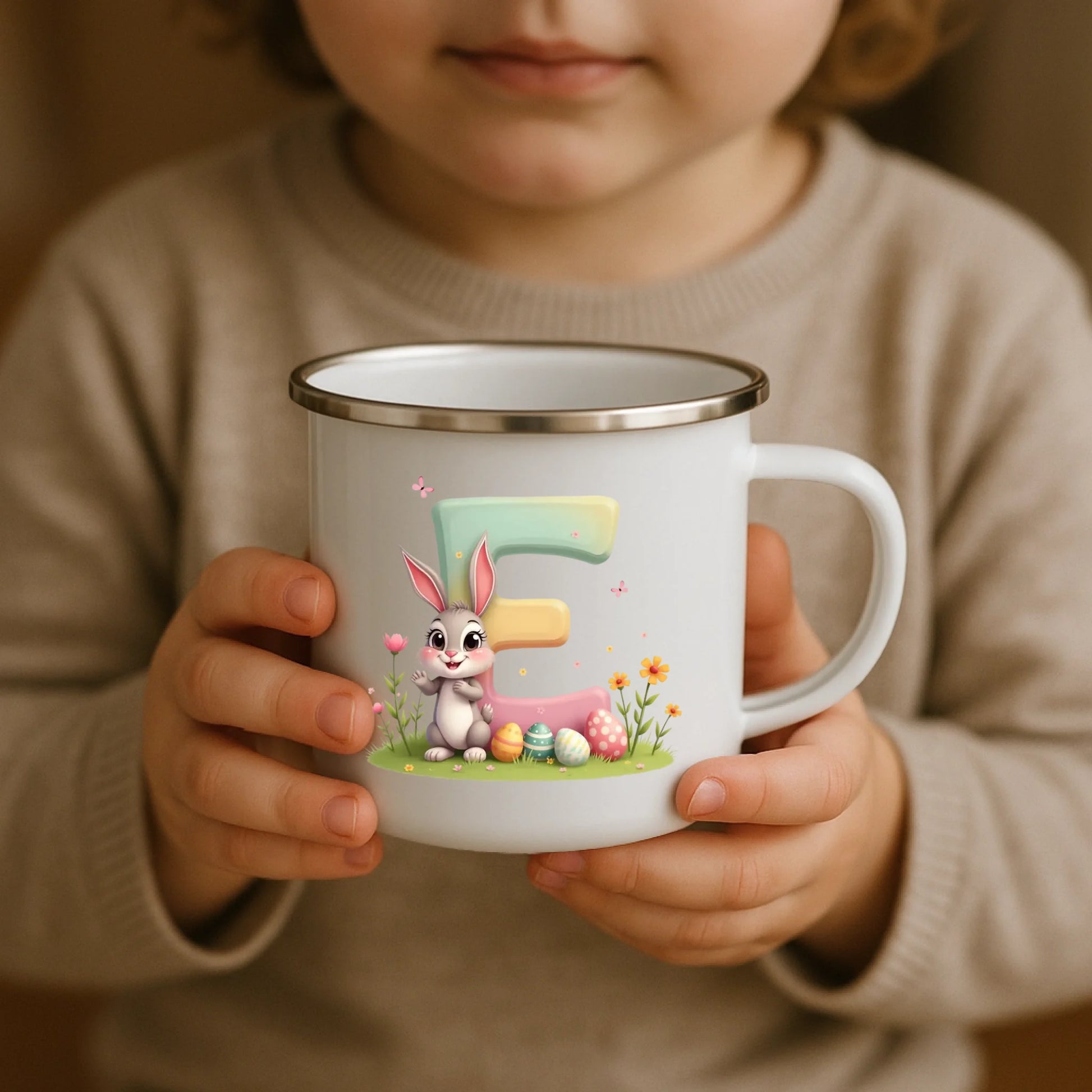 Emaille Kindertasse mit Namen von Little Mathilda – kratzfest, bruchsicher und recyclebar, ideal für den Alltag mit Kindern