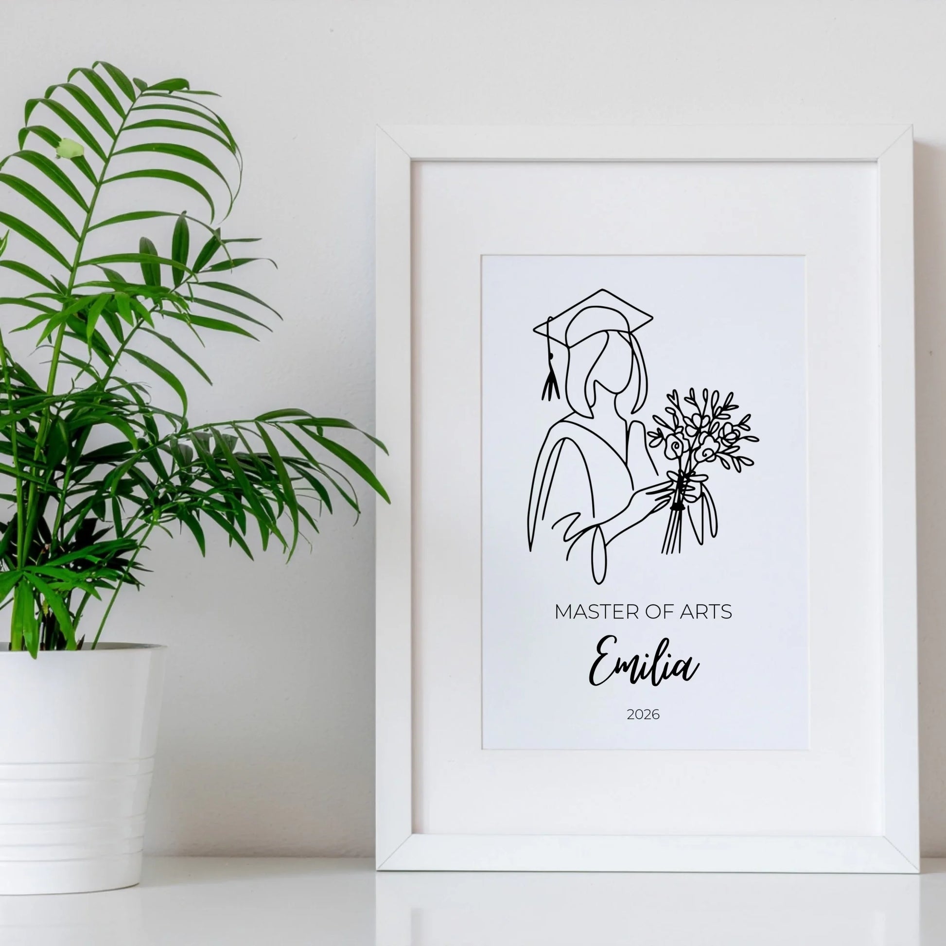 Personalisiertes Abschlussposter mit Abschluss, Namen und Jahreszahl von Little Mathilda - weisser Bilderrahmen