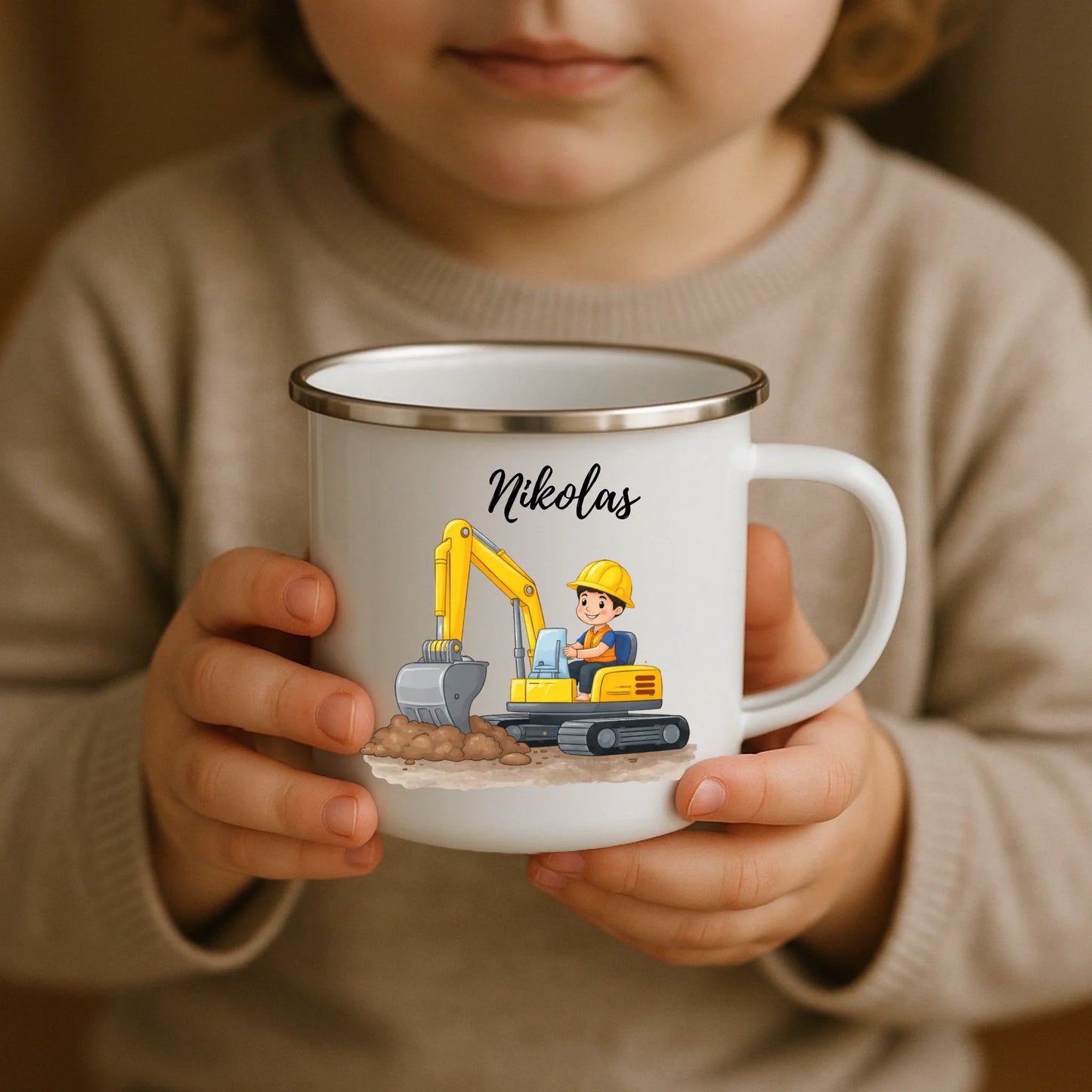 Emaille Kindertasse mit Namen von Little Mathilda – kratzfest, bruchsicher und recyclebar, ideal für den Alltag mit Kindern