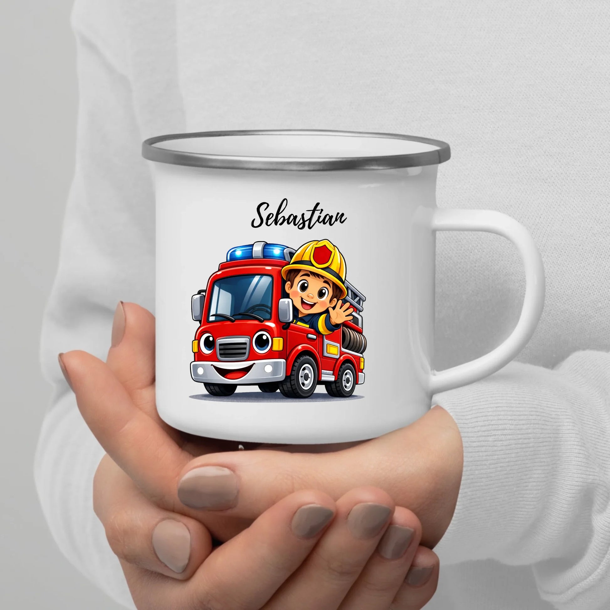 Personalisierte Emaille Tasse für Kinder von Little Mathilda – Tasse bedrucken lassen mit Namen und Tiermotiv