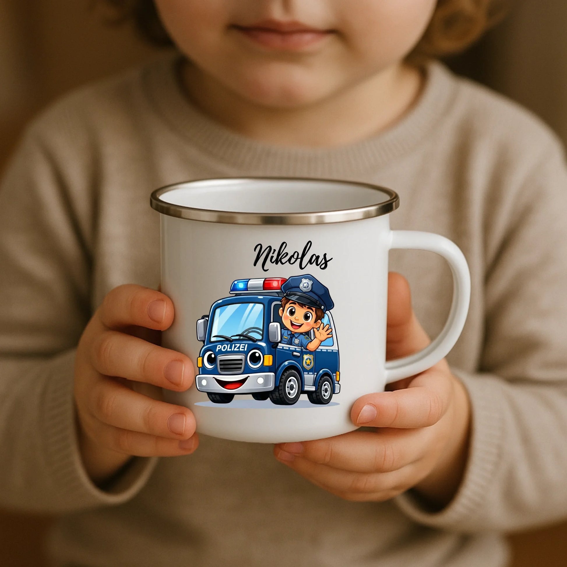 Emaille Kindertasse mit Namen von Little Mathilda – kratzfest, bruchsicher und recyclebar, ideal für den Alltag mit Kindern