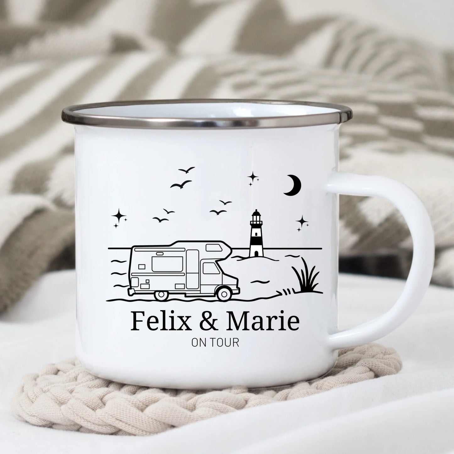 Emaille Camping Tasse Wohnwagen am Meer