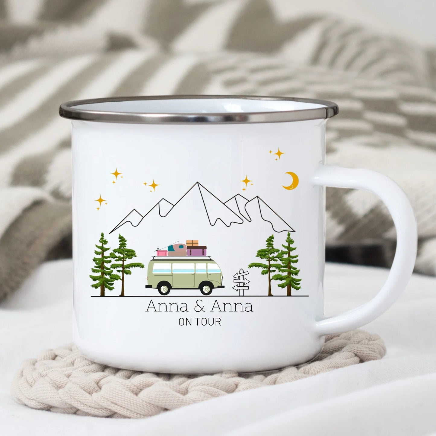 Bunter Reisecamper mit Gepäck Little Mathilda Little Mathilda Emaille Tasse