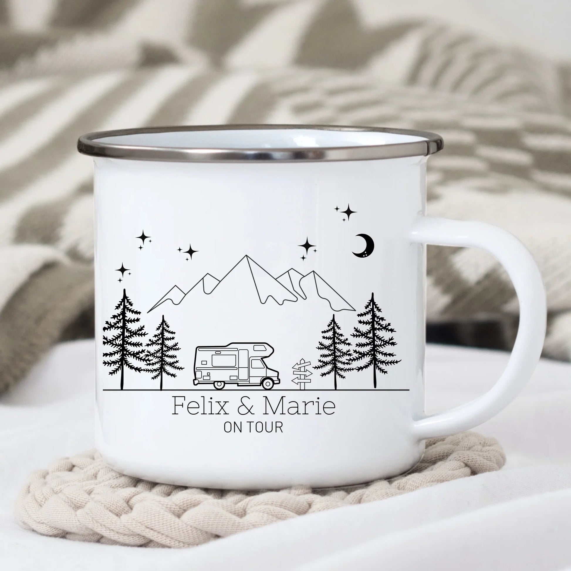 Emaille Camping Tasse mit vintage Wohnmobil Little Mathilda Little Mathilda Emaille Tasse