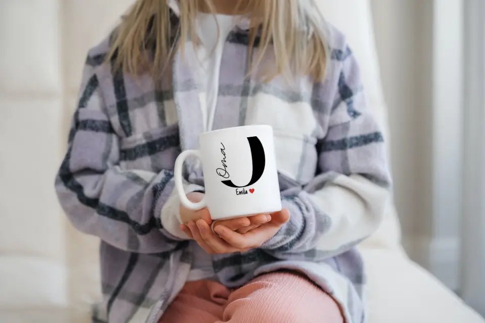 Oma - Tasse mit Namen der Enkelkinder Little Mathilda Little Mathilda Emaille Tasse