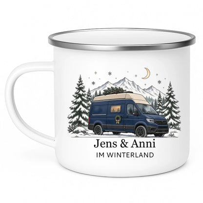 Personalisierte Emaille Camping Tasse mit Namen „Campervan im Winter“ Little Mathilda Little Mathilda Emaille Tasse