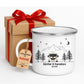 Personalisierte Emaille Camping Tasse mit Namen „Wohnmobil und Wohnwagen im Winter“ Little Mathilda Little Mathilda Emaille Tasse