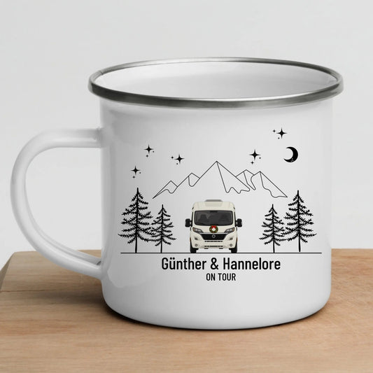 Personalisierte Emaille Camping Tasse mit Namen „Wohnmobil und Wohnwagen im Winter“ Little Mathilda Little Mathilda Emaille Tasse