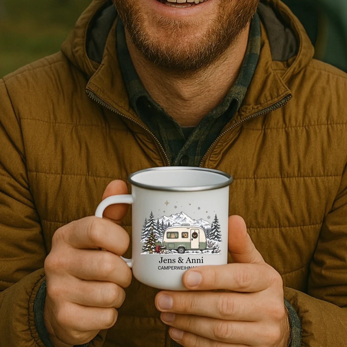 Personalisierte Emaille Camping Tasse mit Namen „Wohnwagen Weihnachten“ Little Mathilda Little Mathilda Emaille Tasse