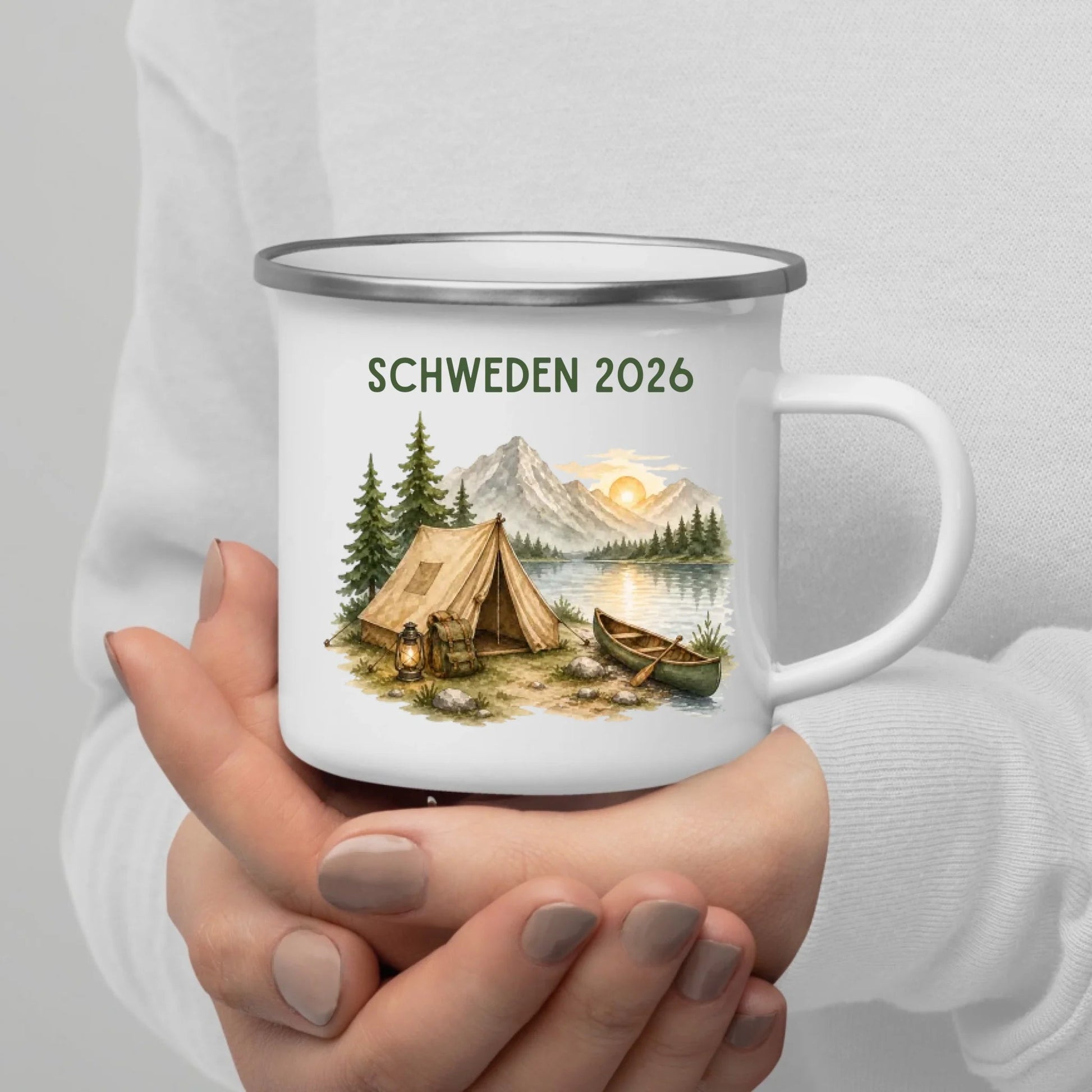 Personalisierte Camping Tasse mit Zelt am See Motiv – Little Mathilda