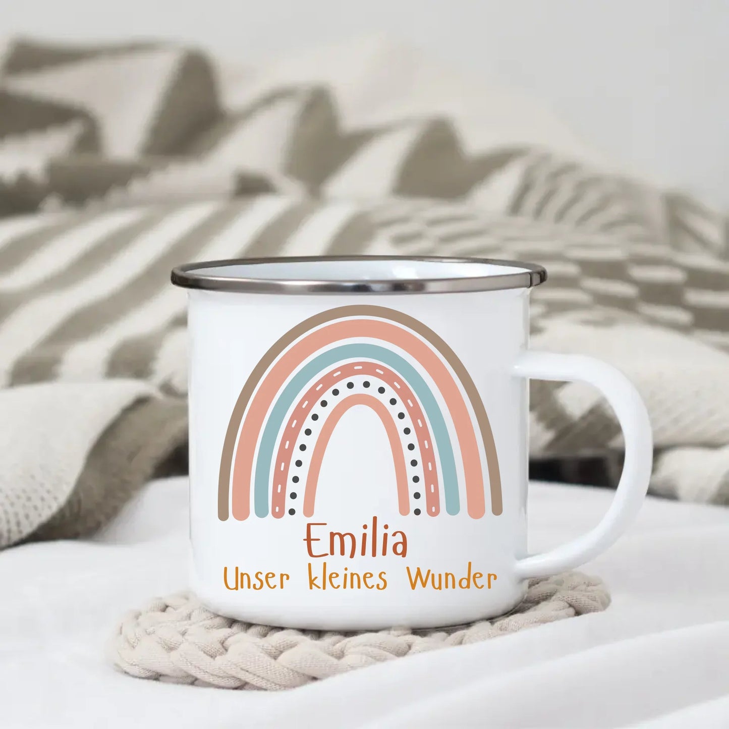 Personalisierte Emaille Kindertasse mit Regenbogen, Wunschnamen und einem Spruch Little Mathilda Little Mathilda Emaille Tasse