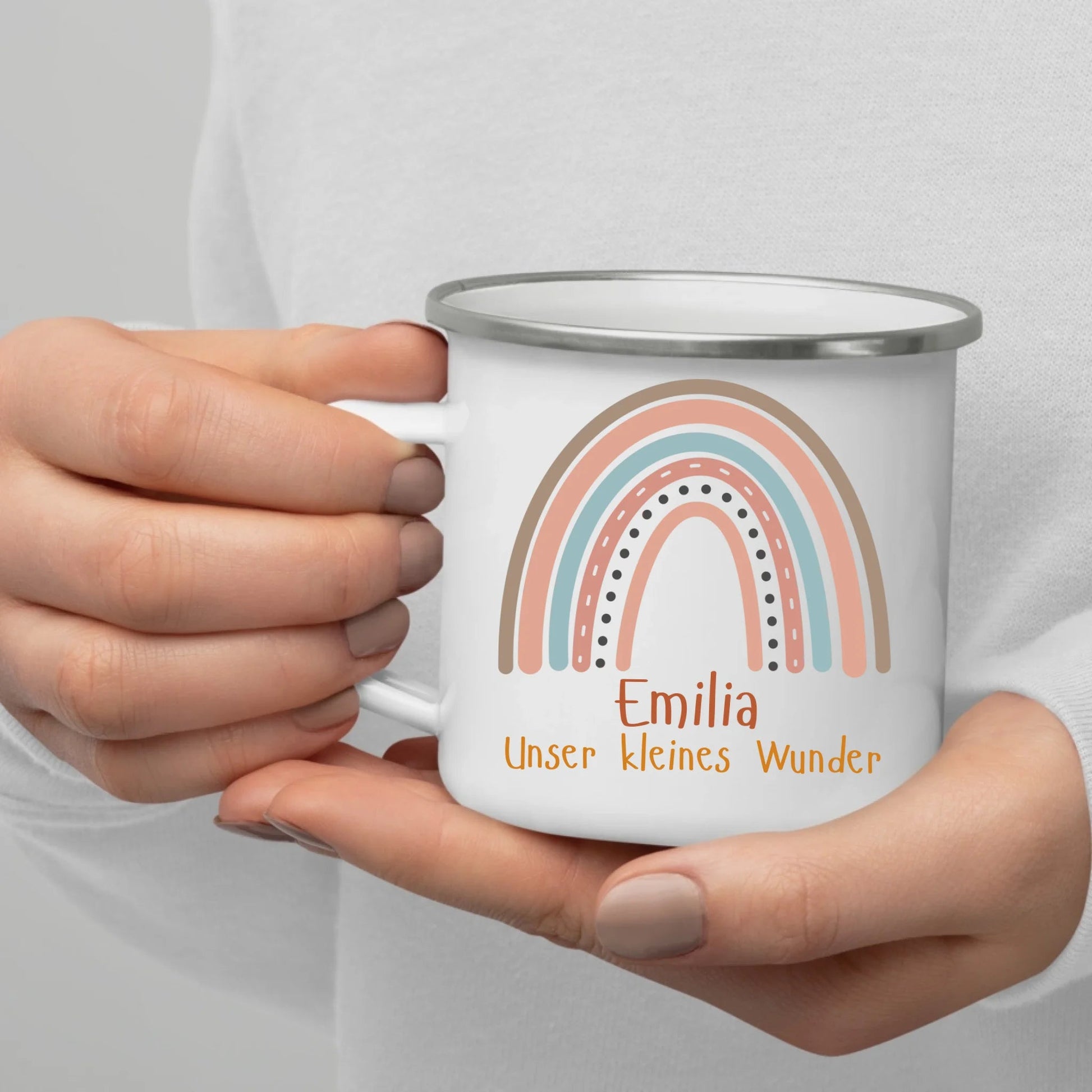 Personalisierte Emaille Kindertasse mit Regenbogen, Wunschnamen und einem Spruch Little Mathilda Little Mathilda Emaille Tasse