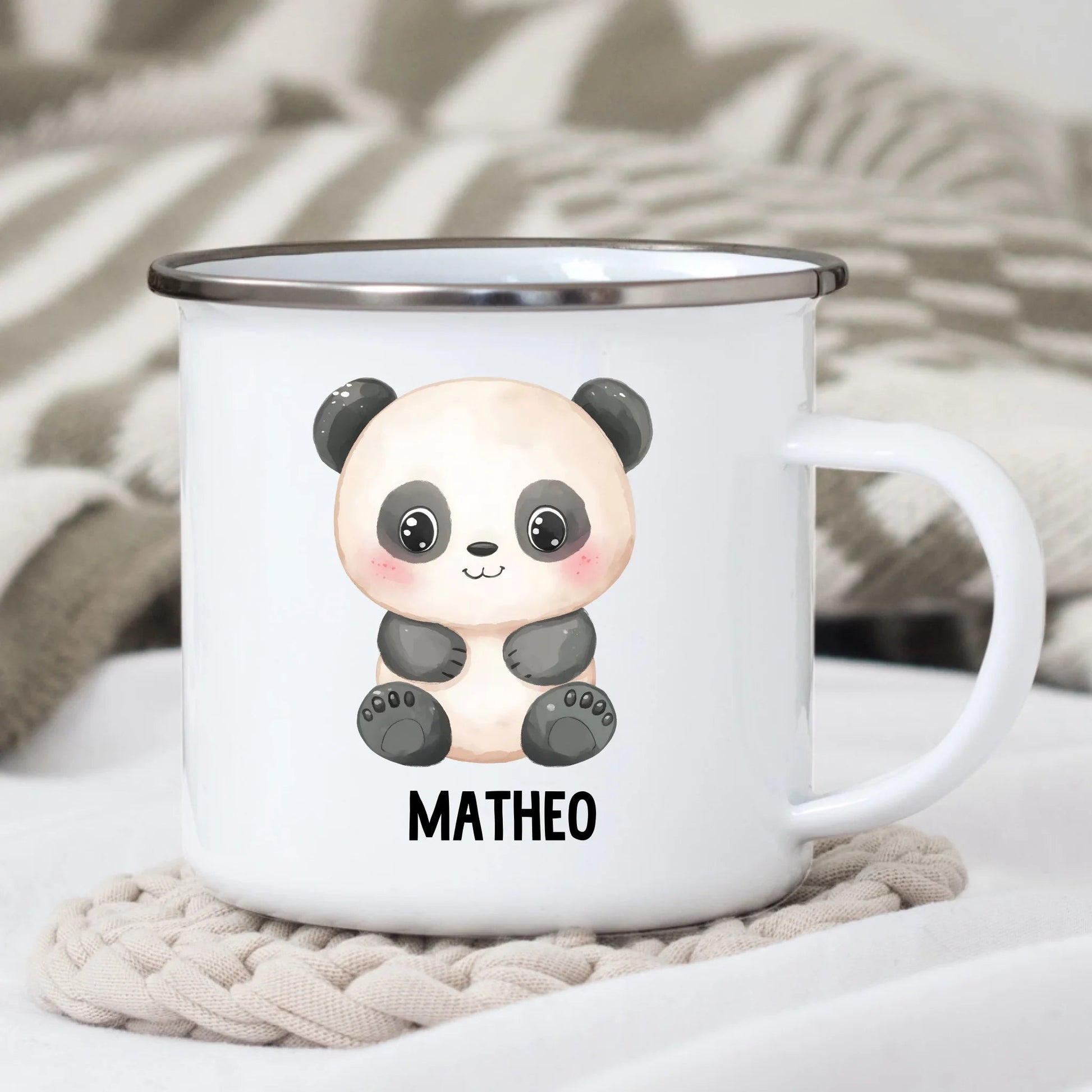 Personalisierte Kindertasse Pandabär mit Namen Little Mathilda Little Mathilda Emaille Tasse