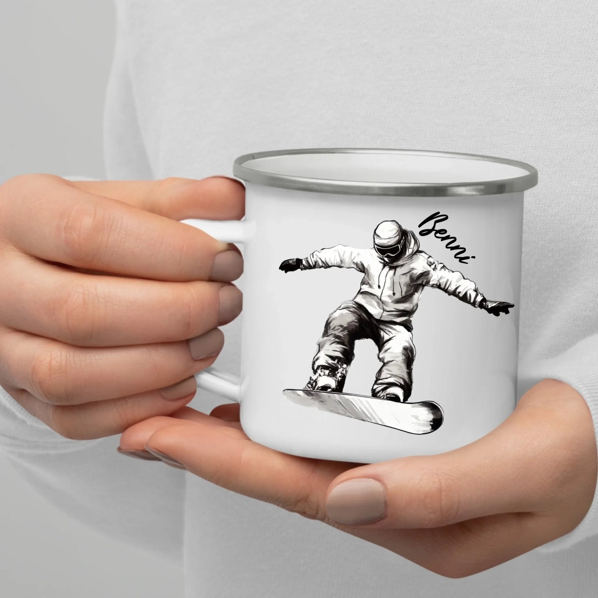 Personalisierte Snowboard Tasse mit Namen – Geschenk für Snowboarder & Wintersportfans Little Mathilda Little Mathilda Emaille Tasse