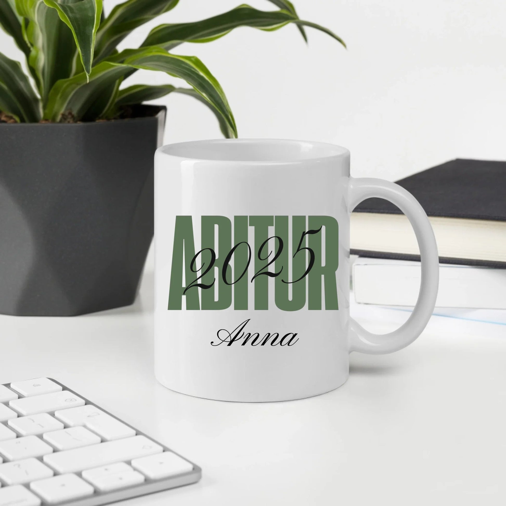 Personalisierte Tasse Abitur 2025 Little Mathilda Little Mathilda Emaille Tasse