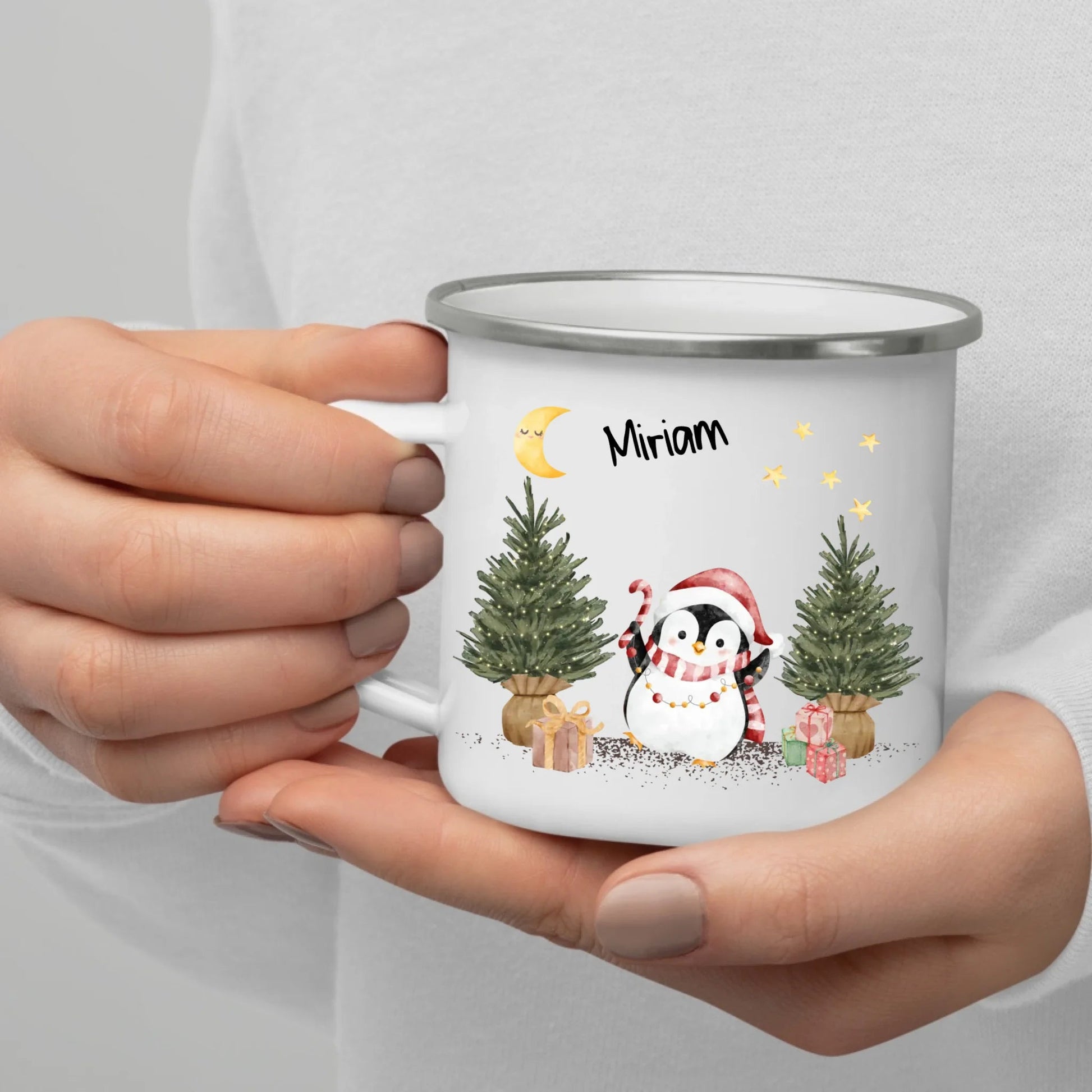 Personalisierte Weihnachtstasse für Kinder "Pinguin" Little Mathilda Little Mathilda Emaille Tasse