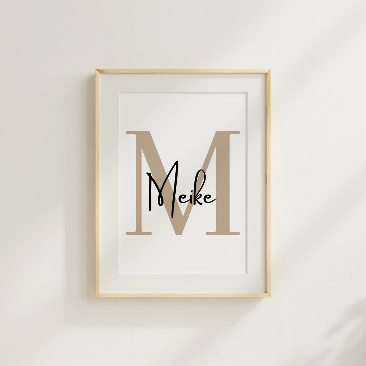 Personalisiertes Namensposter bunte Buchstaben Little Mathilda merchOne Emaille Tasse