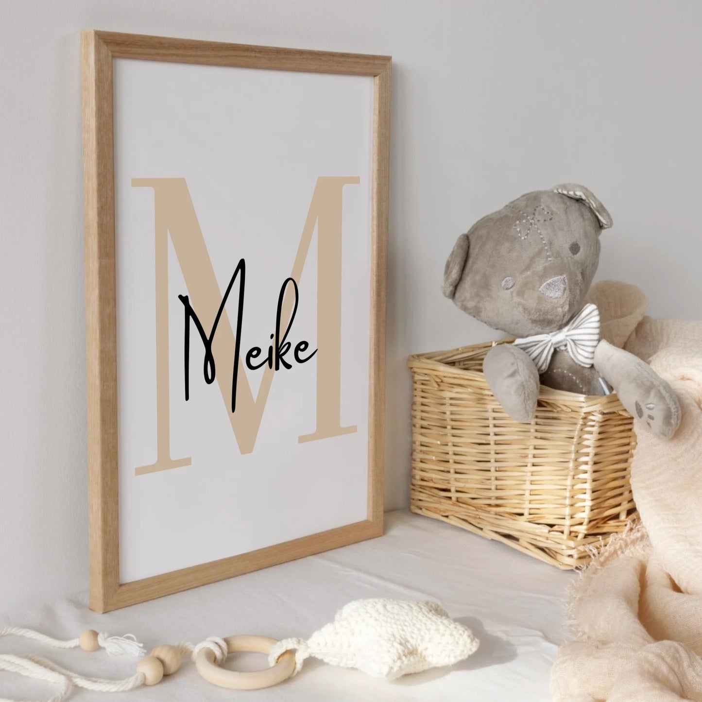 Personalisiertes Namensposter bunte Buchstaben Little Mathilda merchOne Emaille Tasse