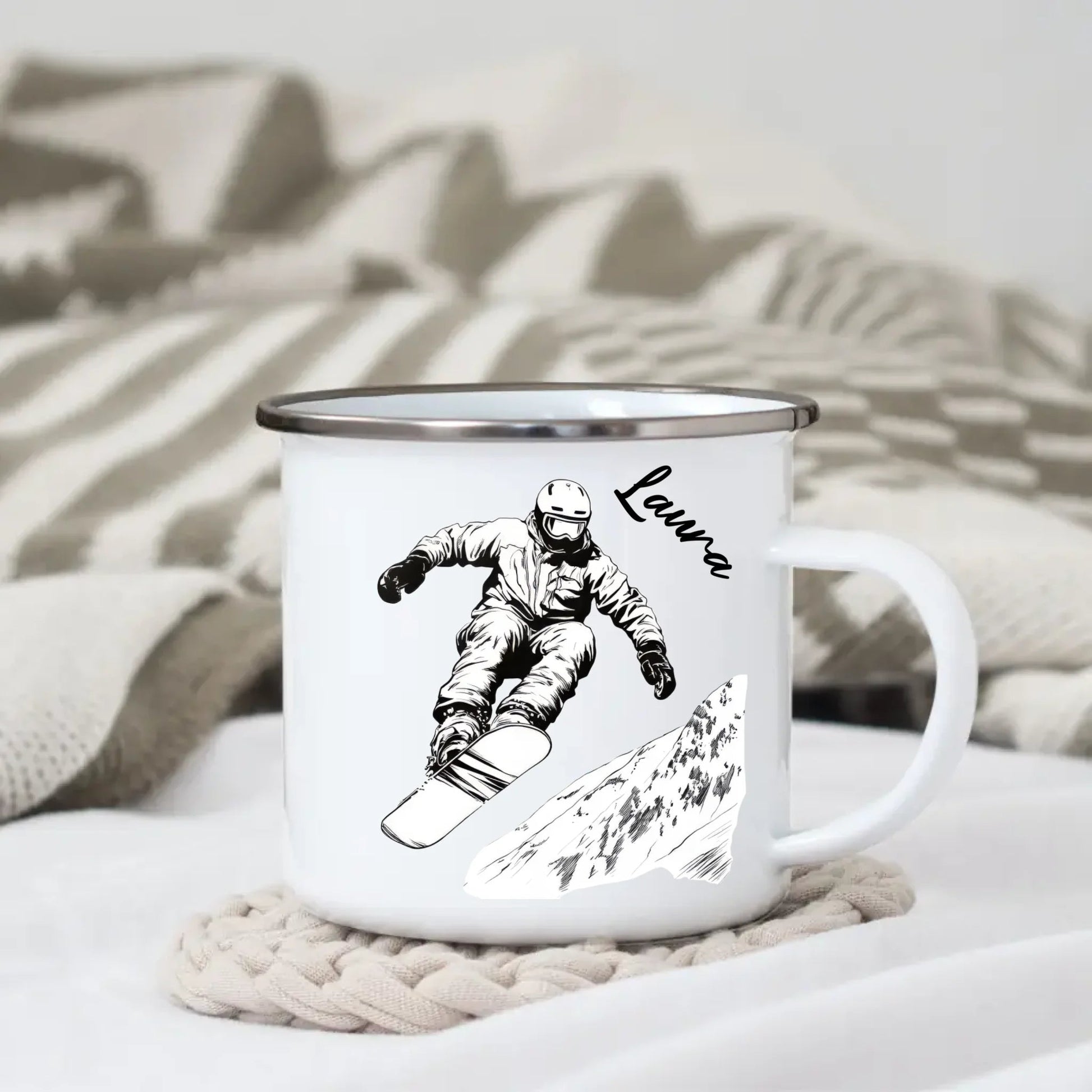 Snowboard Tasse personalisiert mit Wunschnamen – Cooles Geschenk für Snowboard - Liebhaber Little Mathilda Little Mathilda Emaille Tasse