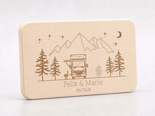 Personalisiertes Frühstücksbrett Wohnmobilcamper mit Namen und Gravur aus Buchenholz Little Mathilda Little Mathilda Frühstücksbrett