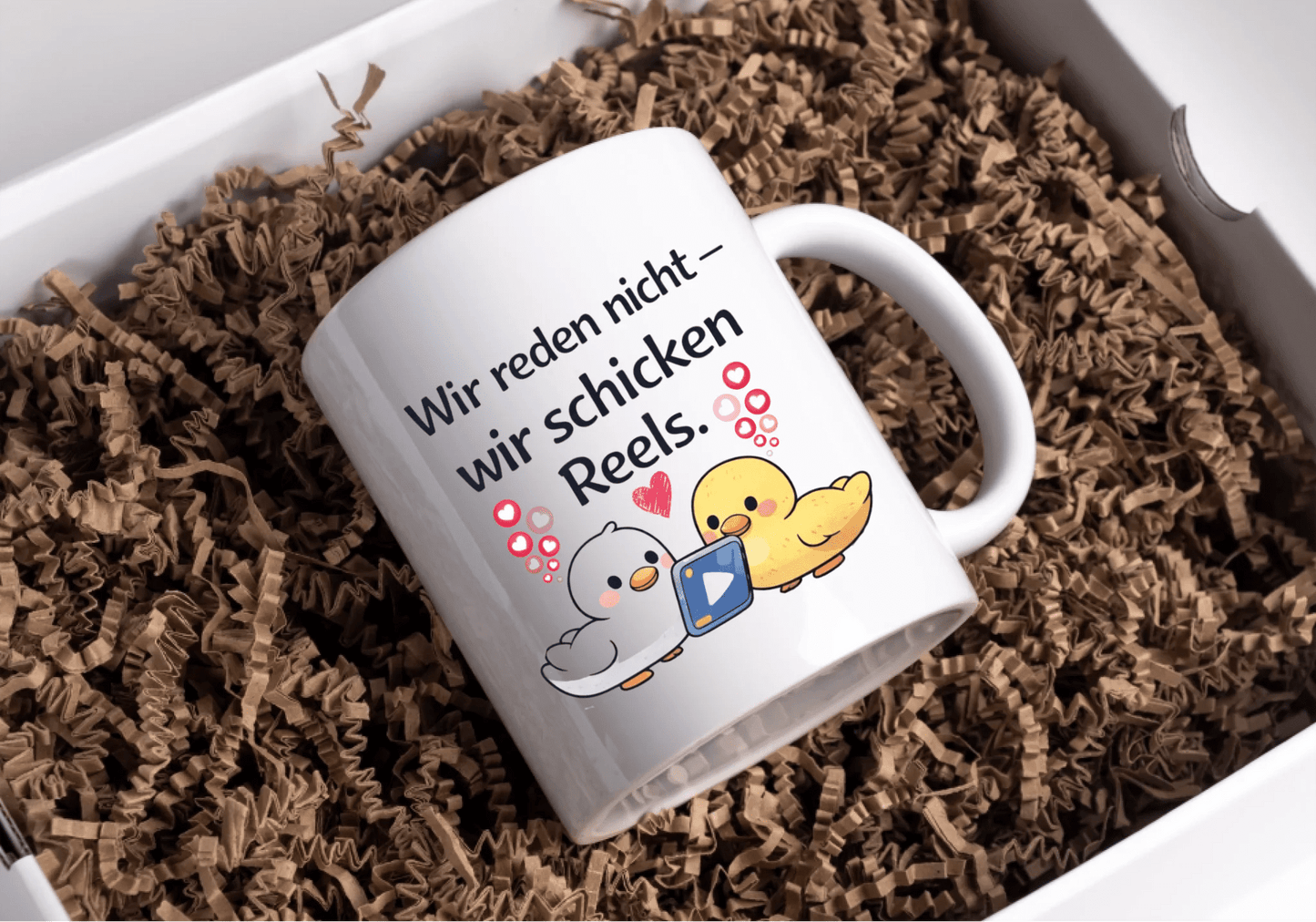 Kaffeetasse Tasse mit Spruch: Wir reden nicht, wir schicken Reels Little Mathilda Little Mathilda Keramik Tasse