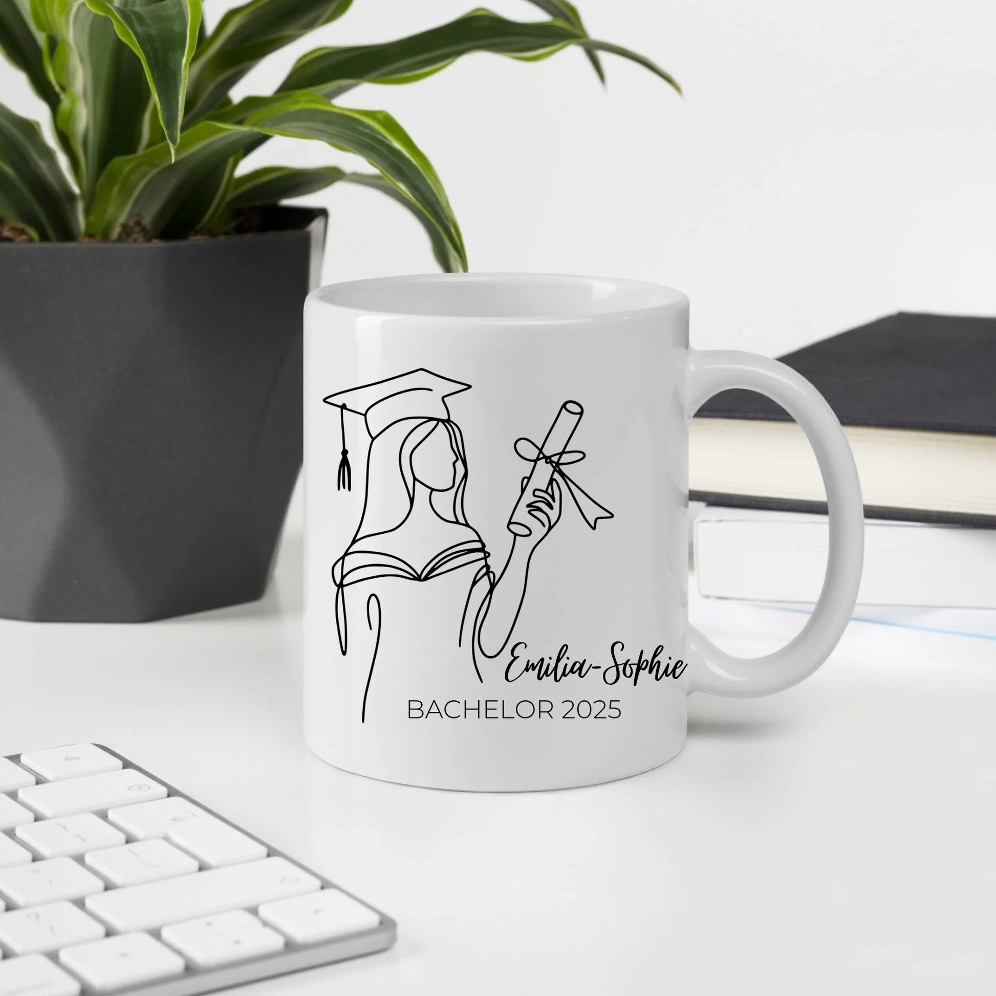 Personalisierte Abschluss Tasse 2025 Little Mathilda Little Mathilda Keramik Tasse