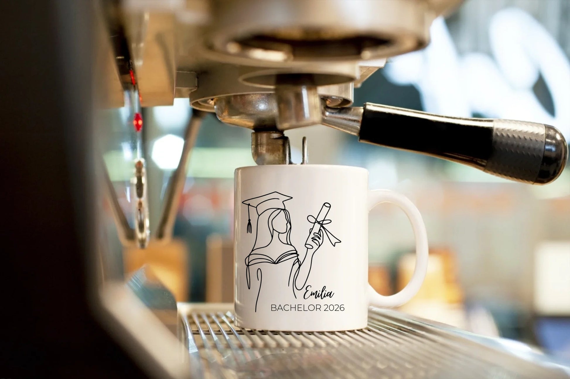 Personalisierte Abschluss - Tasse 2025 mit Namen – Erinnerungsstück zum Abschluss Little Mathilda Little Mathilda Keramik Tasse
