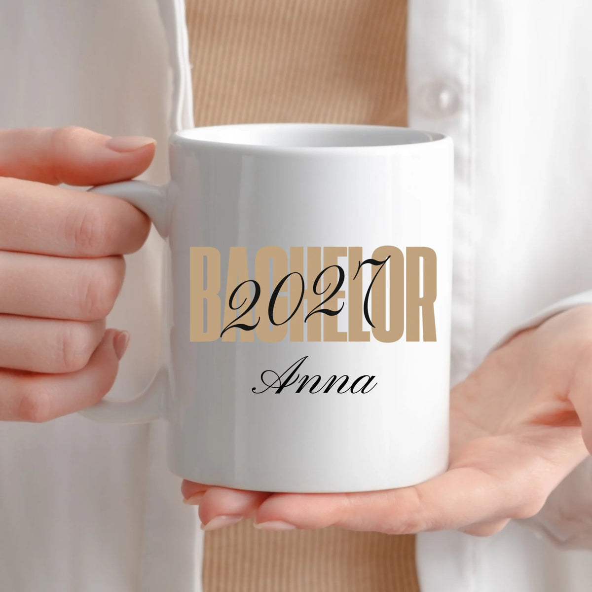 Personalisierte Bachelor Tasse mit Namen & Wunschjahr – Geschenk zum Bachelorabschluss Little Mathilda Little Mathilda Keramik Tasse