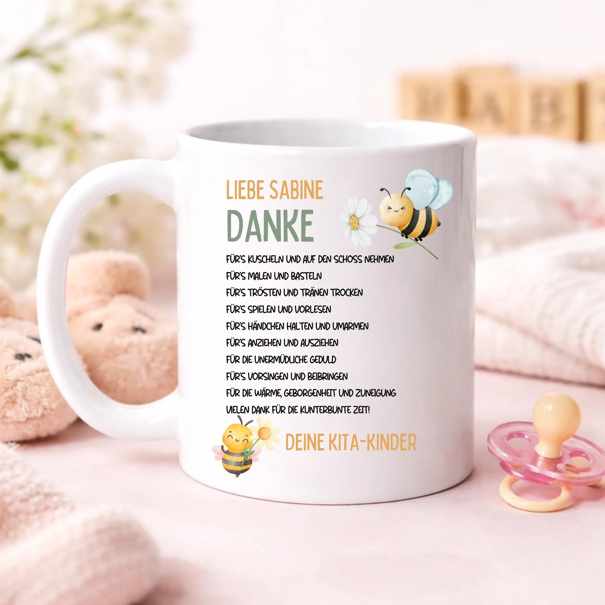 Personalisierte Tasse für Erzieherin oder Erzieher zum Abschied - Geschenk von den Kita - Kindern Little Mathilda Little Mathilda Keramik Tasse