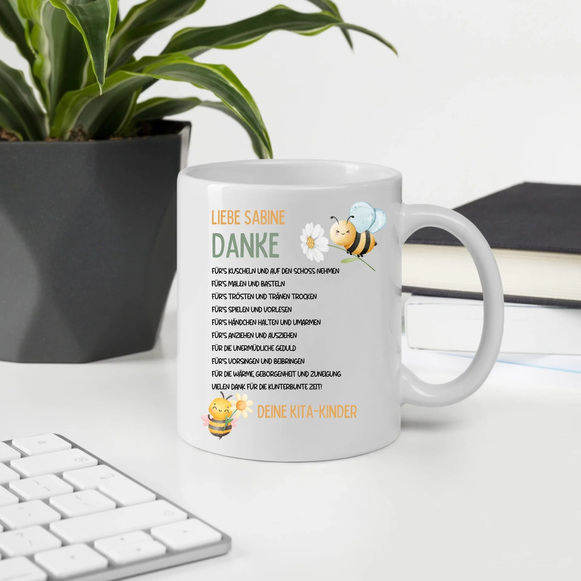 Personalisierte Tasse für Erzieherin oder Erzieher zum Abschied - Geschenk von den Kita - Kindern Little Mathilda Little Mathilda Keramik Tasse