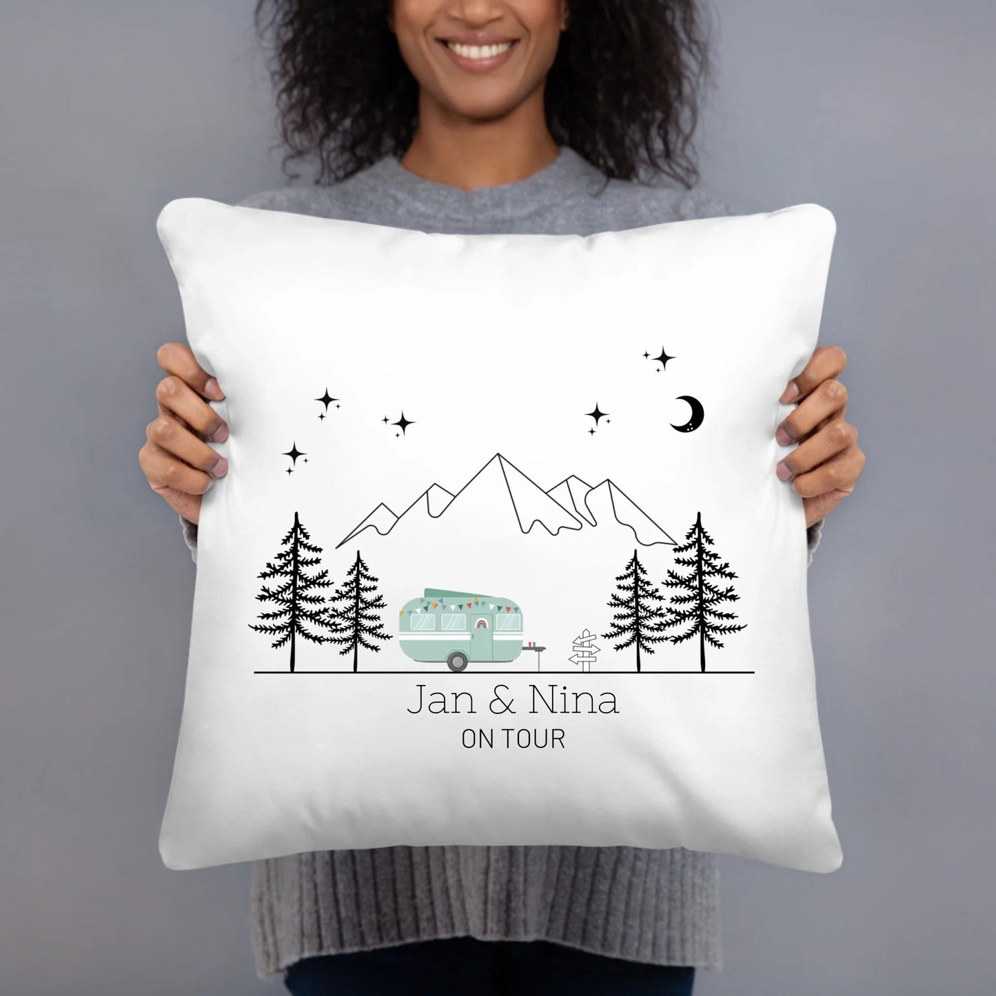 Personalisierte Camping Kissen "Happy Camper" Little Mathilda Little Mathilda Kissen