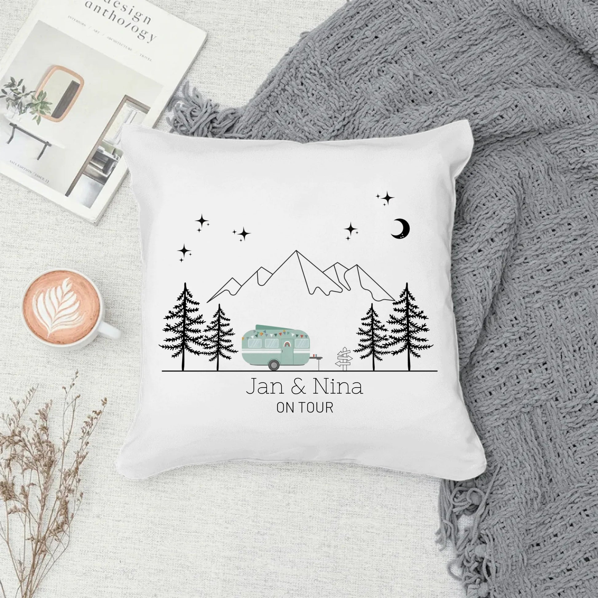 Personalisierte Camping Kissen "Happy Camper" Little Mathilda Little Mathilda Kissen