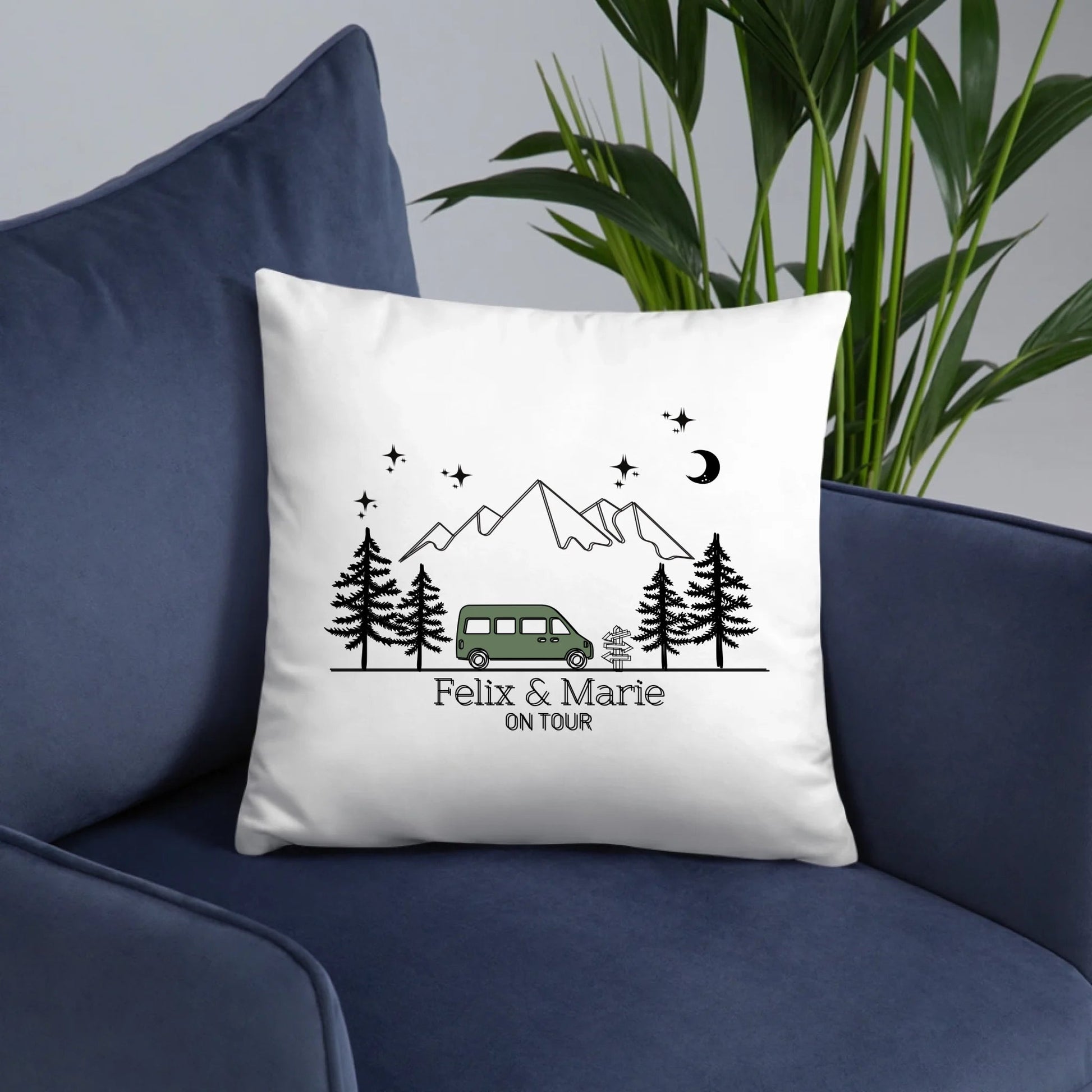 Personalisiertes Camper-Kissen mit Namen – Bunter Camper – Baumwolle Little Mathilda Little Mathilda Kissen
