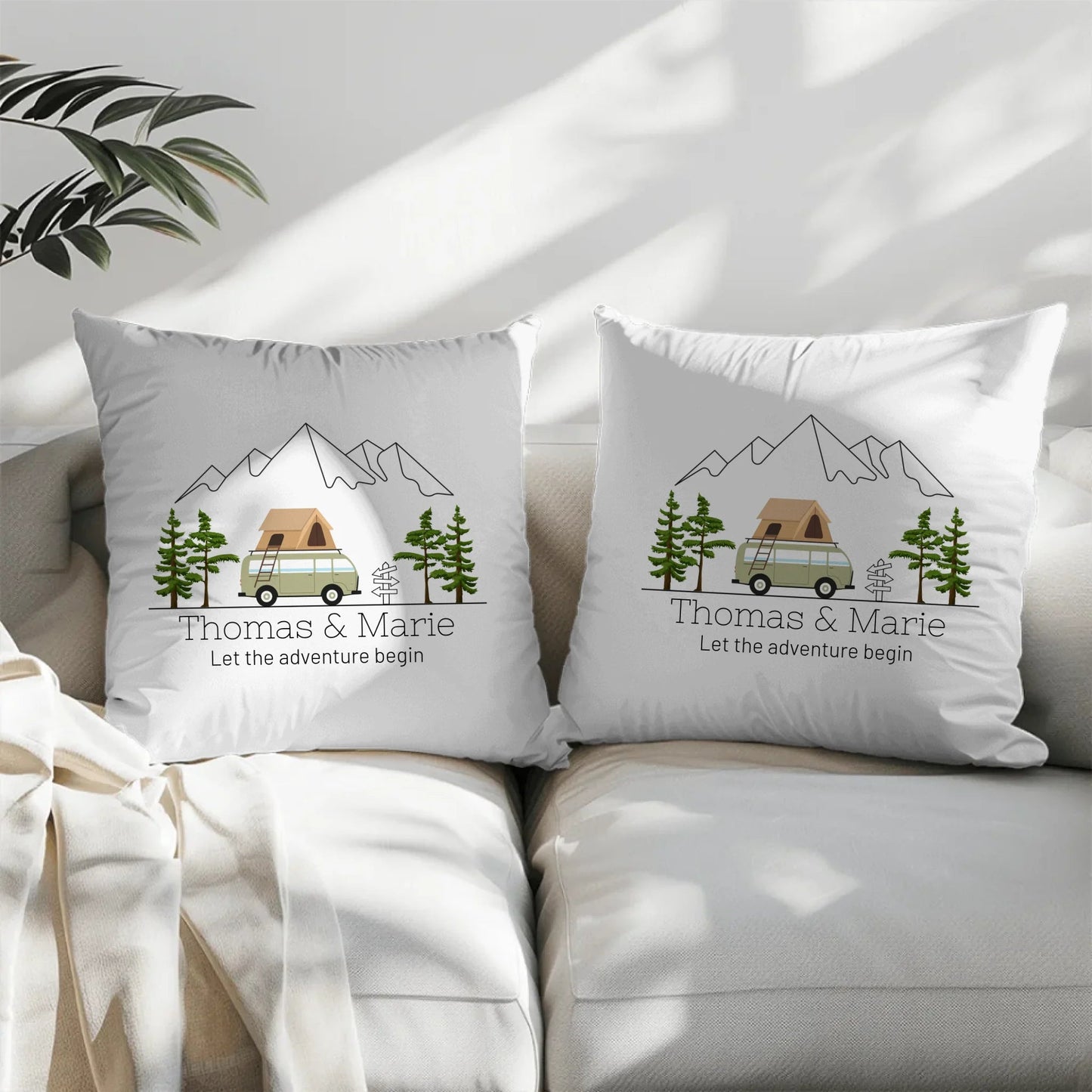 Personalisiertes Camping Kissen bunter Camper mit Dachzelt Little Mathilda Little Mathilda Kissen