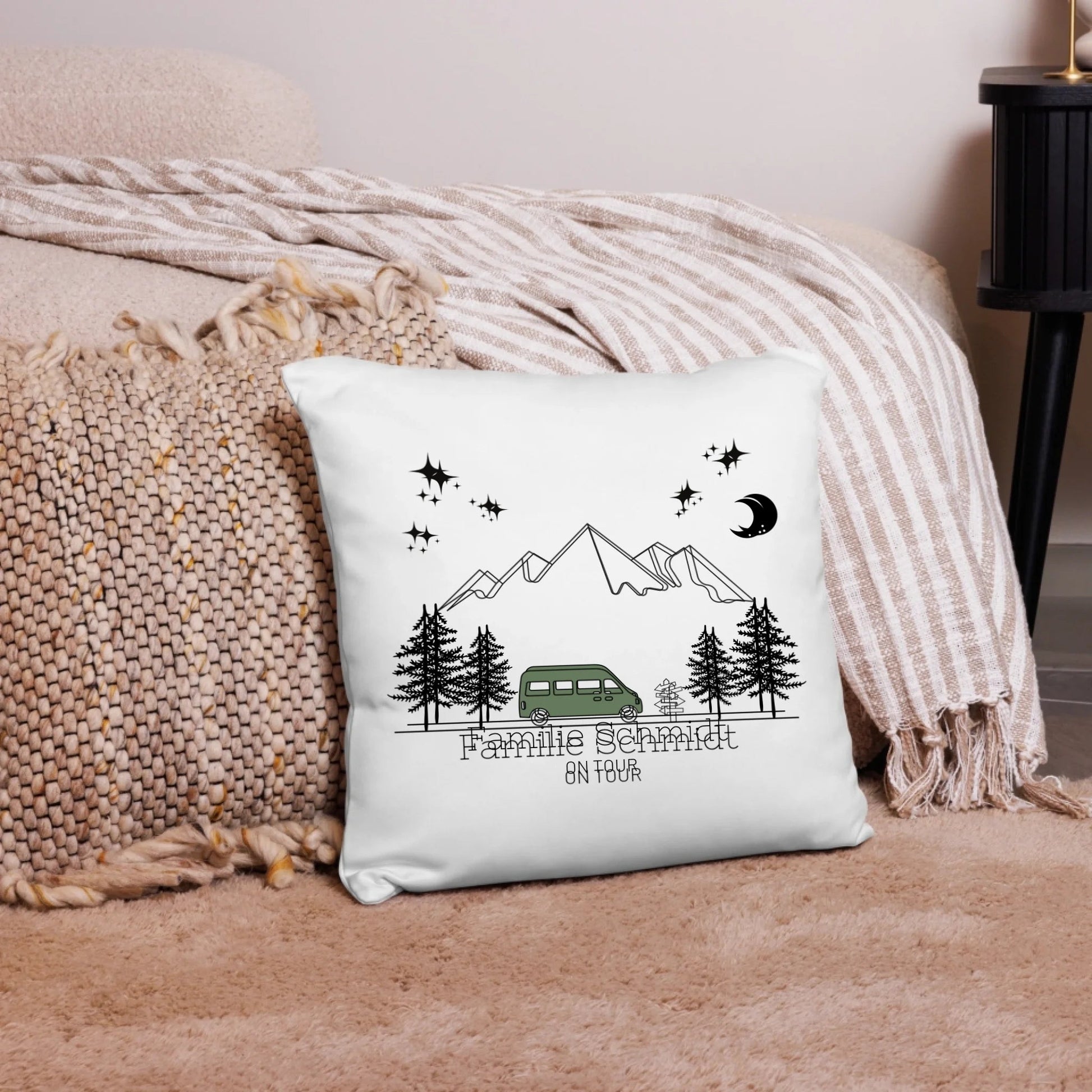 Personalisiertes Camping Kissen: Camping Van (40x40cm Baumwolle)