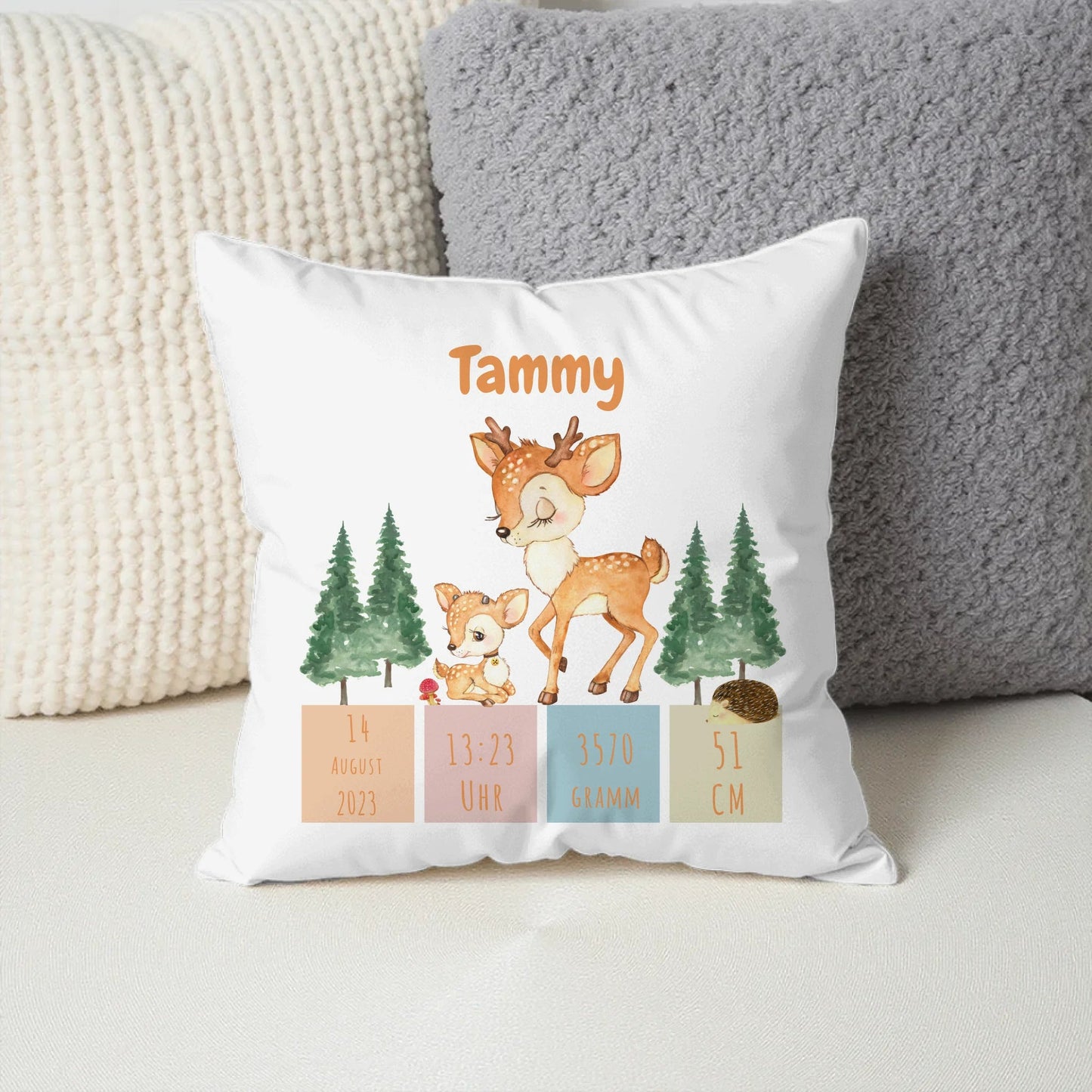 Personalisiertes Geburtskissen: Rehfamilie (40x40cm Baumwolle) Little Mathilda Little Mathilda Kissen