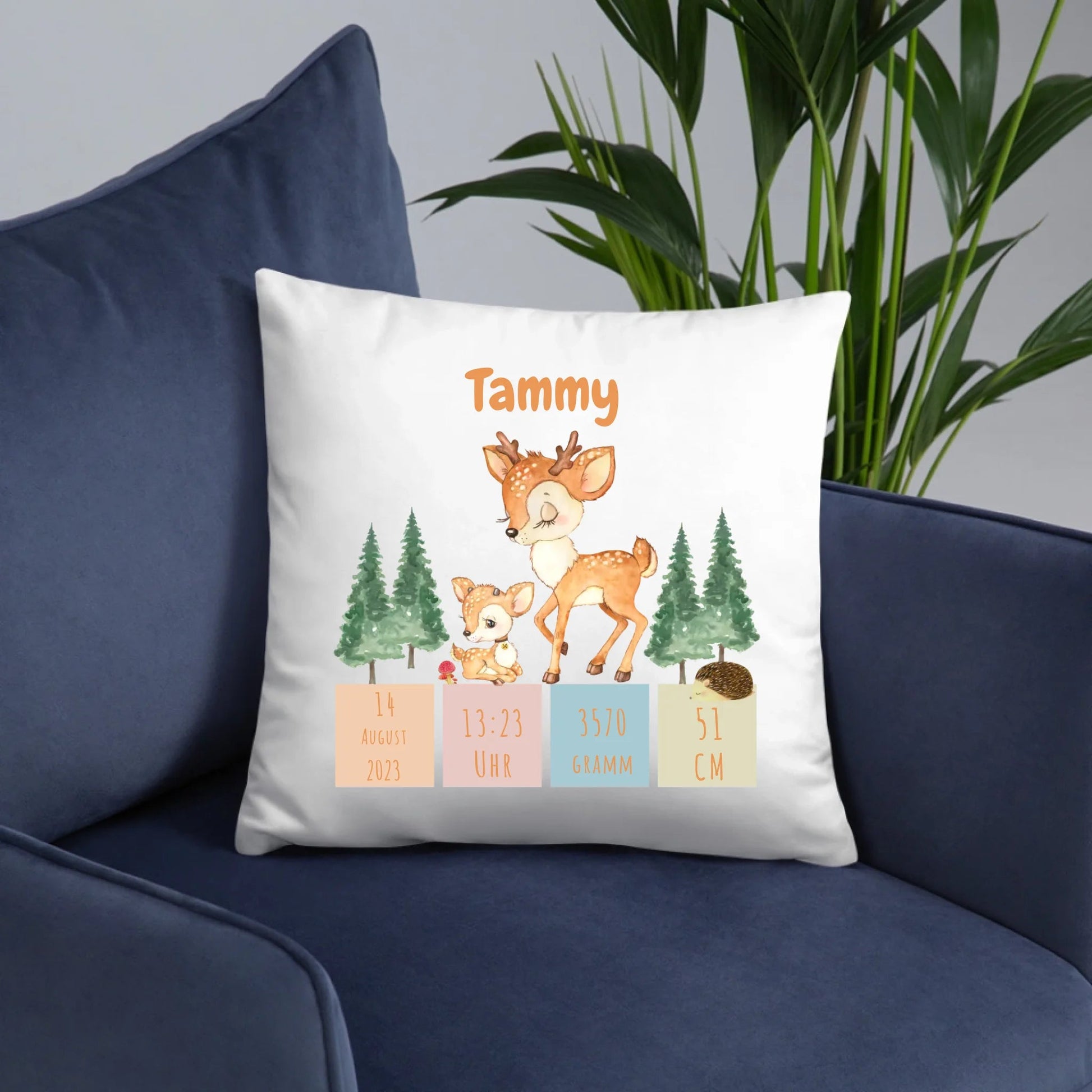 Personalisiertes Geburtskissen: Rehfamilie (40x40cm Baumwolle) Little Mathilda Little Mathilda Kissen