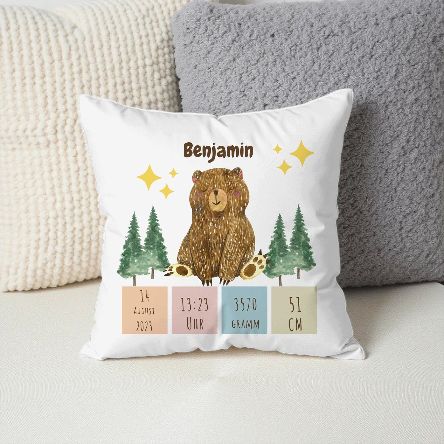 Personalisiertes Geburtskissen: Schlafbär (40x40cm Baumwolle) Little Mathilda Little Mathilda Kissen