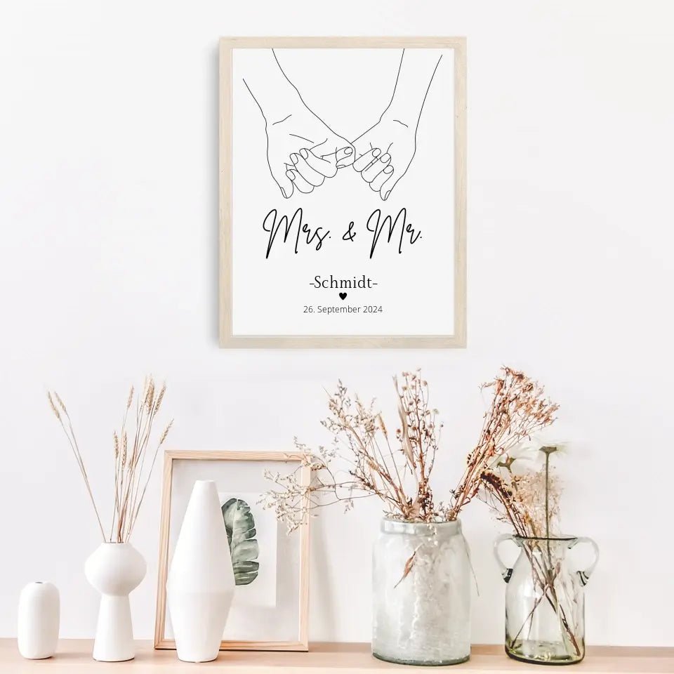 Hochzeitsposter: Mrs. & Mr. "haltende Hände" Little Mathilda Little Mathilda Poster