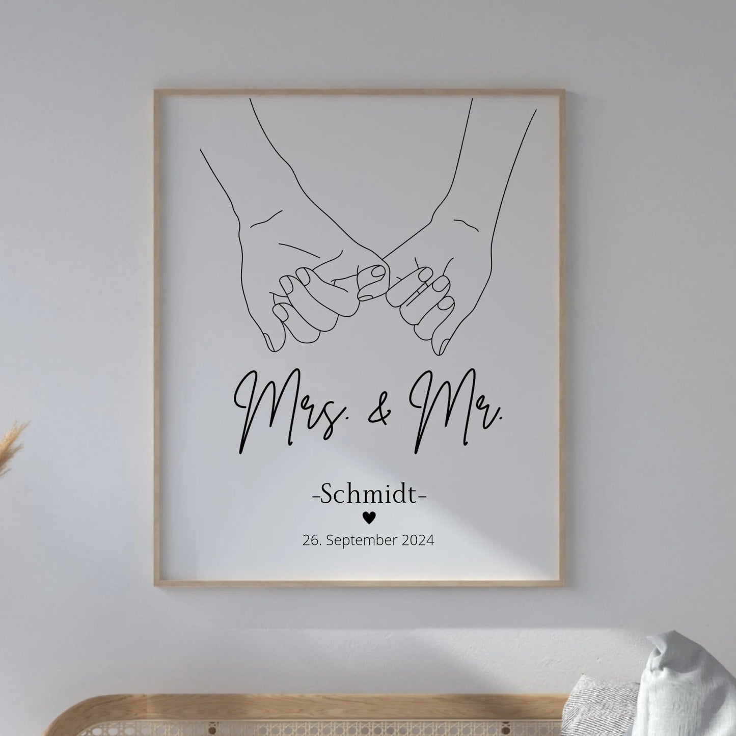 Hochzeitsposter: Mrs. & Mr. "haltende Hände" Little Mathilda Little Mathilda Poster