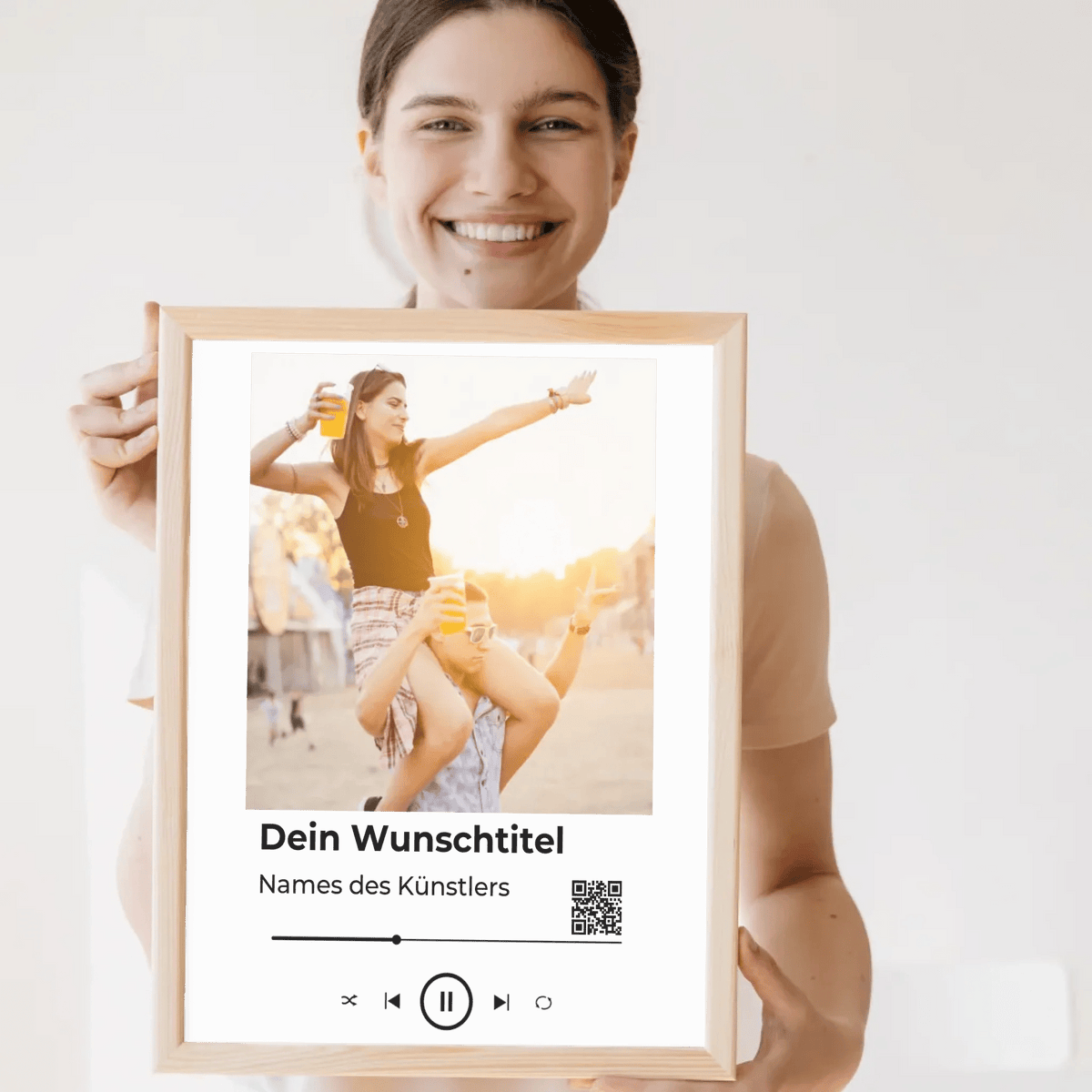Personalisierte Poster mit Lieblingssong und Wunschfoto Little Mathilda Little Mathilda Poster
